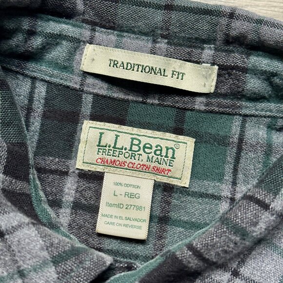 *Vintage L.L. Bean Men's Chamois Cloth Plaid Shirt - Green - Picture 3 of 5
